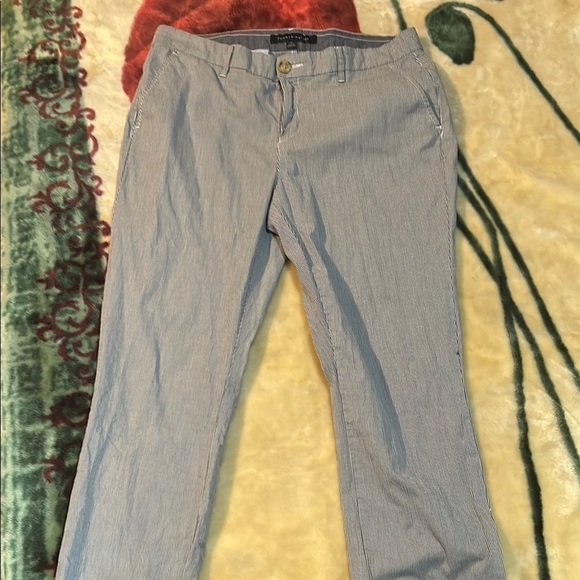 Tommy Hilfiger Pants - Gray Chinos with Straight Leg and Belt Loops
